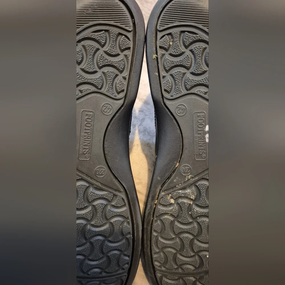 Birkenstock Black and Tan Women's Shoes - Picture 3 of 5